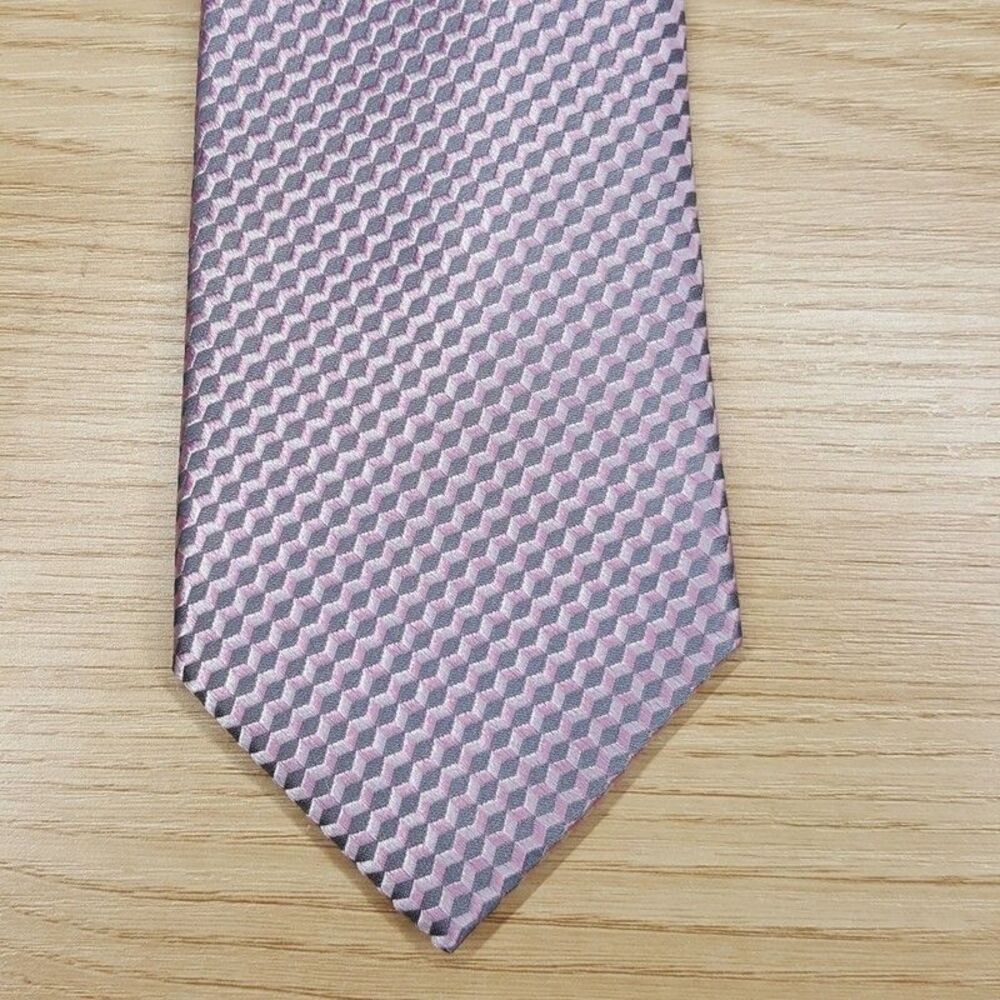 MICHAEL KORS Mens Neck Tie Rose Pink Gray Geo Print Classic Pointed Silk Blend